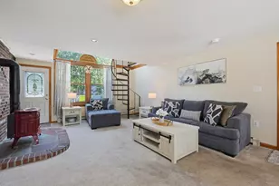 407 Ralph Talbot St, Weymouth, MA 02190 - Photo 2