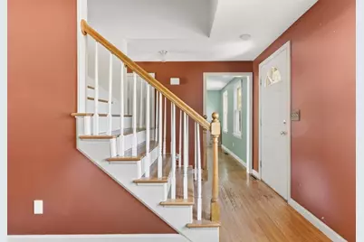 7 Sheldon St, Methuen, MA 01844 - Photo 8
