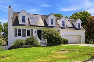 7 Sheldon St, Methuen, MA 01844 - Photo 1