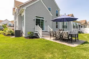 36 Phoebe St, Methuen, MA 01844 - Photo 4