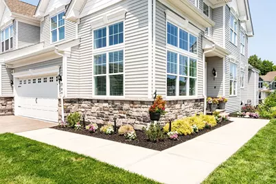 36 Phoebe St #36, Methuen, MA 01844 - Photo 2