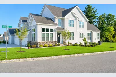 36 Phoebe St #36, Methuen, MA 01844 - Photo 1