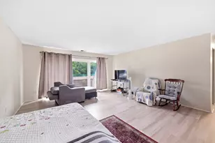 161 Nassau Dr, Springfield, MA 01129 - Photo 10