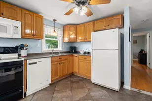 195 Cady St, Ludlow, MA 01056 - Photo 30