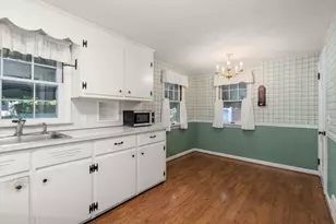 69 Mohawk Dr, Springfield, MA 01129 - Photo 4