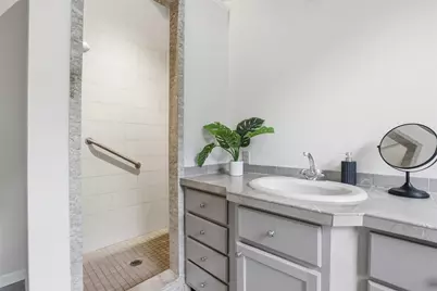 106 Concord Rd, Bedford, MA 01730 - Photo 22