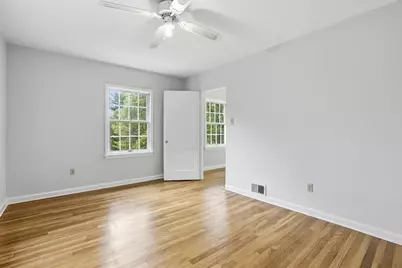 106 Concord Rd, Bedford, MA 01730 - Photo 28