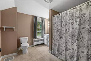 130 Summer St, North Brookfield, MA 01535 - Photo 28