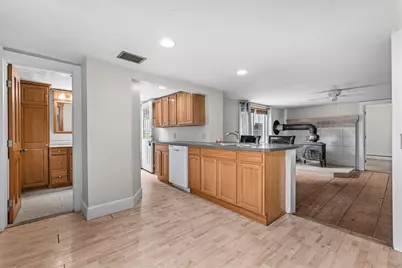 130 Summer St, North Brookfield, MA 01535 - Photo 14