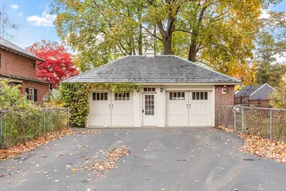 144 Hanks Street, Lowell, MA 01852 - Photo 4