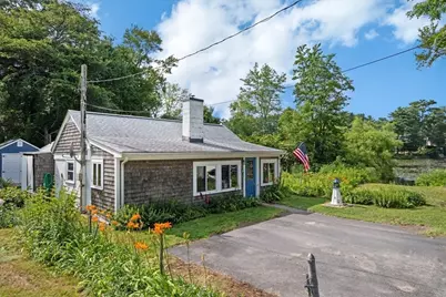15 Charles St, Lakeville, MA 02347 - Photo 26