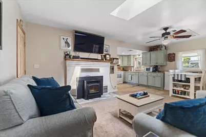 15 Charles St, Lakeville, MA 02347 - Photo 6