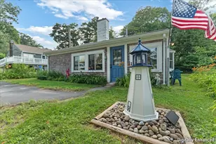 15 Charles St, Lakeville, MA 02347 - Photo 2
