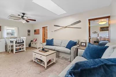 15 Charles St, Lakeville, MA 02347 - Photo 4