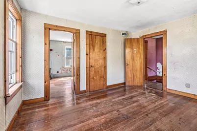 8 Underwood Ave, Easthampton, MA 01027 - Photo 18