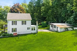 8 Underwood Ave, Easthampton, MA 01027 - Photo 28