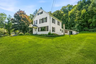 8 Underwood Ave, Easthampton, MA 01027 - Photo 2