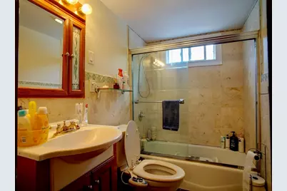 79 Pratt Ave, Lowell, MA 01851 - Photo 10