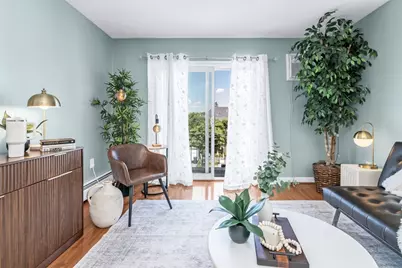 31 Symonds St #18, Salem, MA 01970 - Photo 4