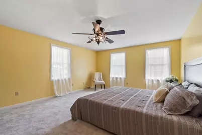 30 Twin Diamond Dr, Bridgewater, MA 02324 - Photo 20