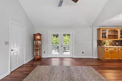 30 Twin Diamond Dr, Bridgewater, MA 02324 - Photo 4