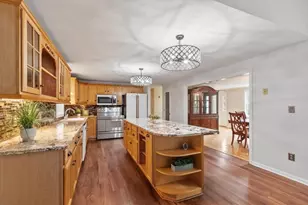 30 Twin Diamond Dr, Bridgewater, MA 02324 - Photo 10