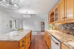 30 Twin Diamond Dr, Bridgewater, MA 02324 - Photo 6