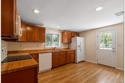15 Oak Road, Waltham, MA 02451 - Photo 12