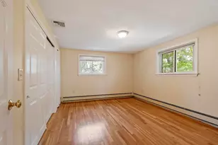 15 Oak Rd, Waltham, MA 02451 - Photo 12