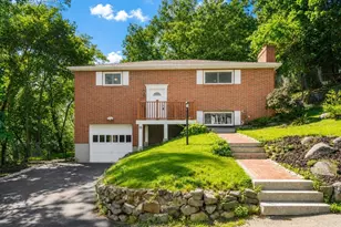 15 Oak Rd, Waltham, MA 02451 - Photo 1