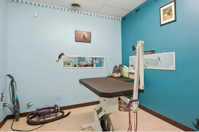 711 Pleasant Street, Paxton, MA 01612 - Photo 6