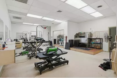 711 Pleasant Street, Paxton, MA 01612 - Photo 4