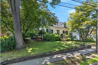 25 Leland Rd, Brookline, MA 02467 - Photo 2