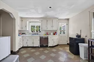 25 Leland Rd, Brookline, MA 02467 - Photo 4
