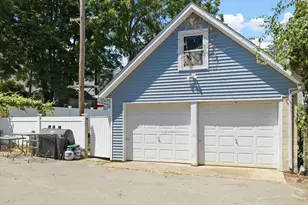 433 Cedar Grove St, New Bedford, MA 02746 - Photo 2