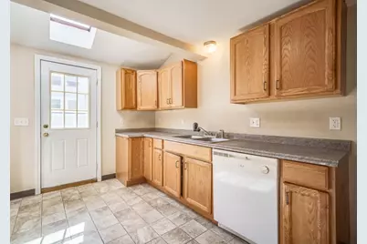 42 Fox Run, Southbridge, MA 01550 - Photo 4