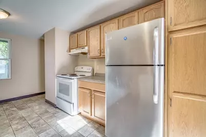 42 Fox Run, Southbridge, MA 01550 - Photo 6