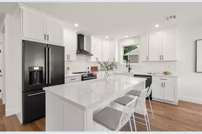 220 Sycamore Street #2, Watertown, MA 02472 - Photo 2