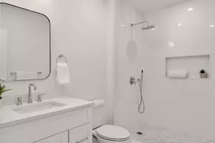 220 Sycamore St, Watertown, MA 02472 - Photo 20