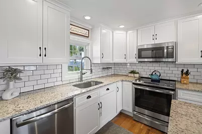 47 Maple Cir, Shrewsbury, MA 01545 - Photo 10