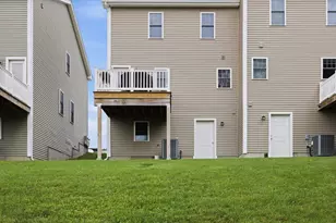 25 Riverside Dr, Lakeville, MA 02347 - Photo 30