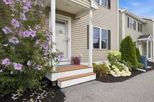 25 Riverside Dr, Lakeville, MA 02347 - Photo 1