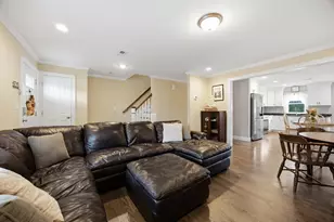 25 Riverside Dr, Lakeville, MA 02347 - Photo 8