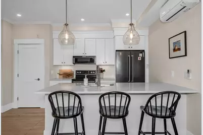 142 Main St #4, Amesbury, MA 01913 - Photo 10