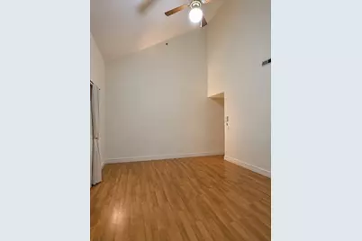 74 Tennis Plaza Rd #26, Dracut, MA 01826 - Photo 4