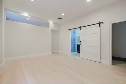 515 Centre #2, Newton, MA 02459 - Photo 2