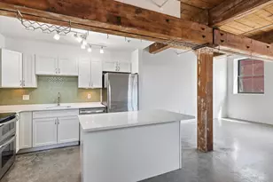 172 Middle St, Lowell, MA 01852 - Photo 10