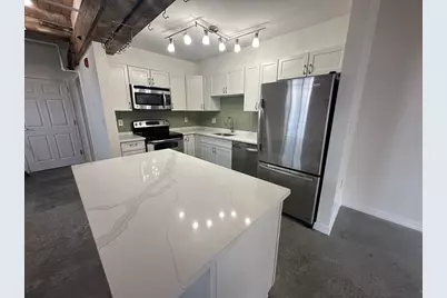 172 Middle St #306, Lowell, MA 01852 - Photo 12