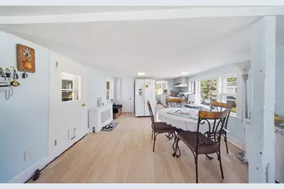 62 Pleasant St, Hopkinton, MA 01748 - Photo 6