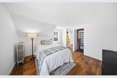 62 Pleasant St, Hopkinton, MA 01748 - Photo 16